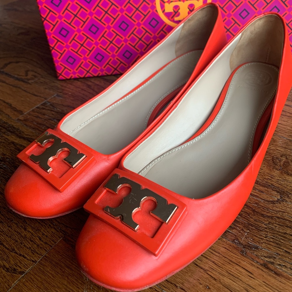 Tory Burch GiGi Pump in Red Samba